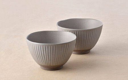 【波佐見焼】しのぎ 丼ぶり カーキ 2個セット【トーエー】[QC74]