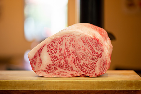 博多和牛 サーロインブロック 約1kg 吉富町/株式会社MEAT PLUS [BGAB011]