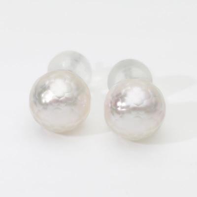 ふるさと納税 甲府市 「みんなで宝石のまち甲府をPR!」K18WG 華真珠ピアス(淡水真珠7ミリ) 0001 |  | 01