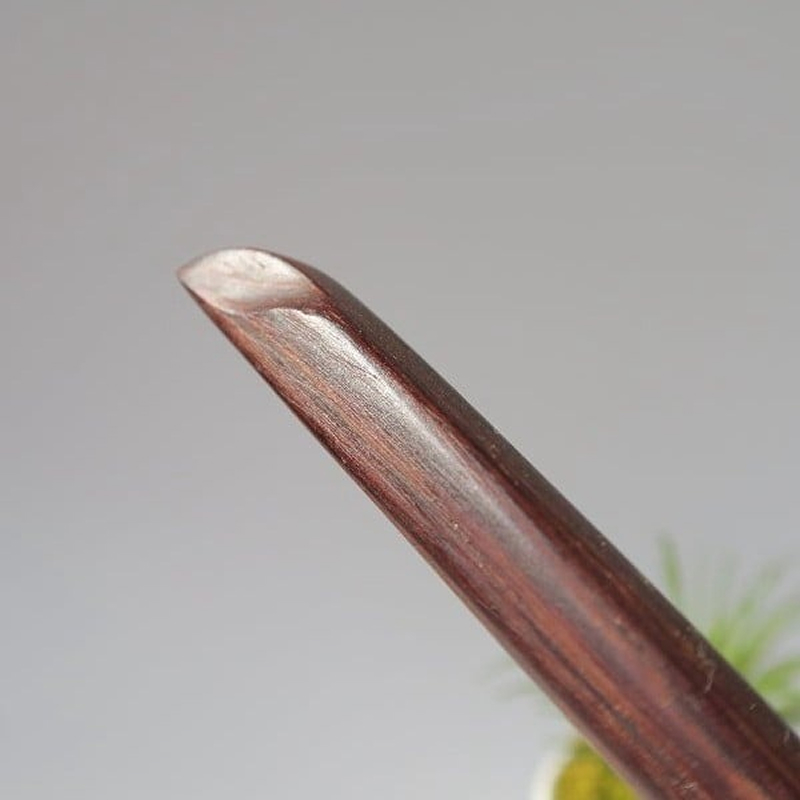 木製かんざし　リーフ型　標準サイズ 選べる 素材 紫檀 黒檀 タガヤサン チャクテビガ ローズウッド 木製 かんざし 緩みにくい 塗装不使用 固定型 飾り用 経年変化 耐久性 髪飾り 和風アクセサリー