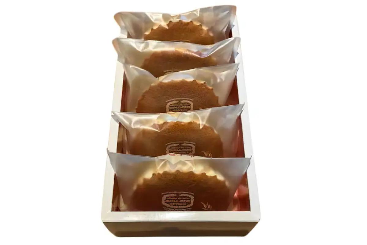 しっとりふわふわマドレーヌ 5個入り 当店人気の焼き菓子です！ [0628]