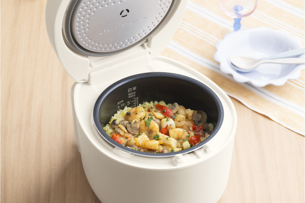 炊飯器 5.5合 IHジャー RC-ILA50 ホワイト アイリスオーヤマ コンパクト 小型 5合 IH式 ご飯 ごはん 米 白米 銘柄炊き 省エネ 自動メニュー パン ケーキ 甘み 旨み 粒立ち 粘り 一人暮らし ひとり暮らし 炊飯ジャー おしゃれ 調理家電 キッチン家電