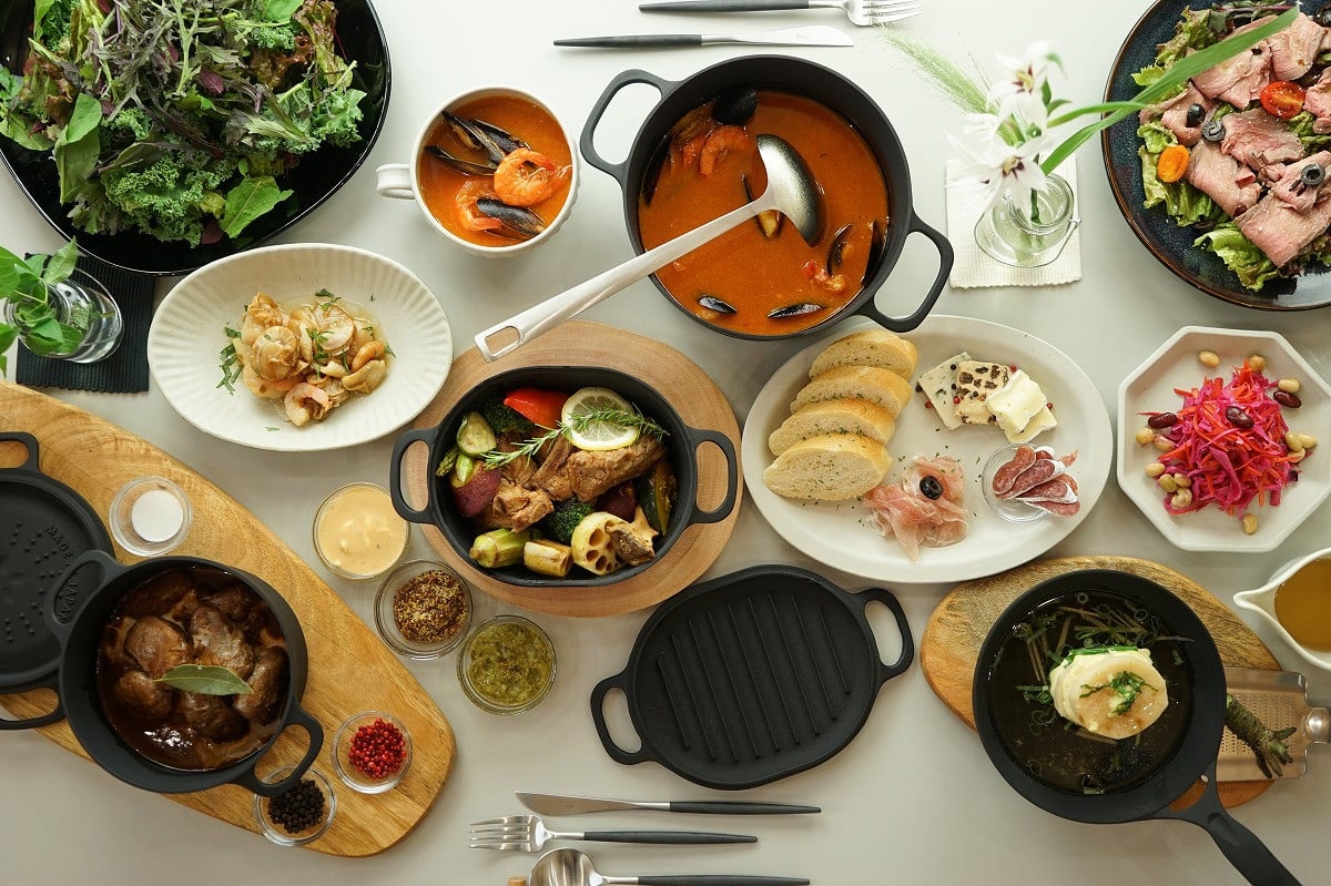 
                  IH対応 鉄 鍋 フライパン ダクタイルシリーズ 『ビギナーセット』 鉄器 スキレット 錆びにくい アウトドア BBQ キャンプ 直火 超軽量 岩手県 北上市 Q0211  鉄器 スキレット 錆びにくい キャンプ BBQ ギフトアウトドア 直火 超軽量  (岩手製鉄) フライパン IH 日用品 プレゼント 贈り物 記念日 イベント
                