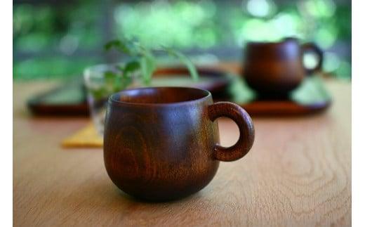 【12月配送】まあるい木のマグカップ | 年内発送 ギフトラッピング対応 木製 飛騨高山 国産 プレゼント 可愛い お祝い 日本製 おしゃれ 人気 おすすめ【オークヴィレッジ】AH053VC12