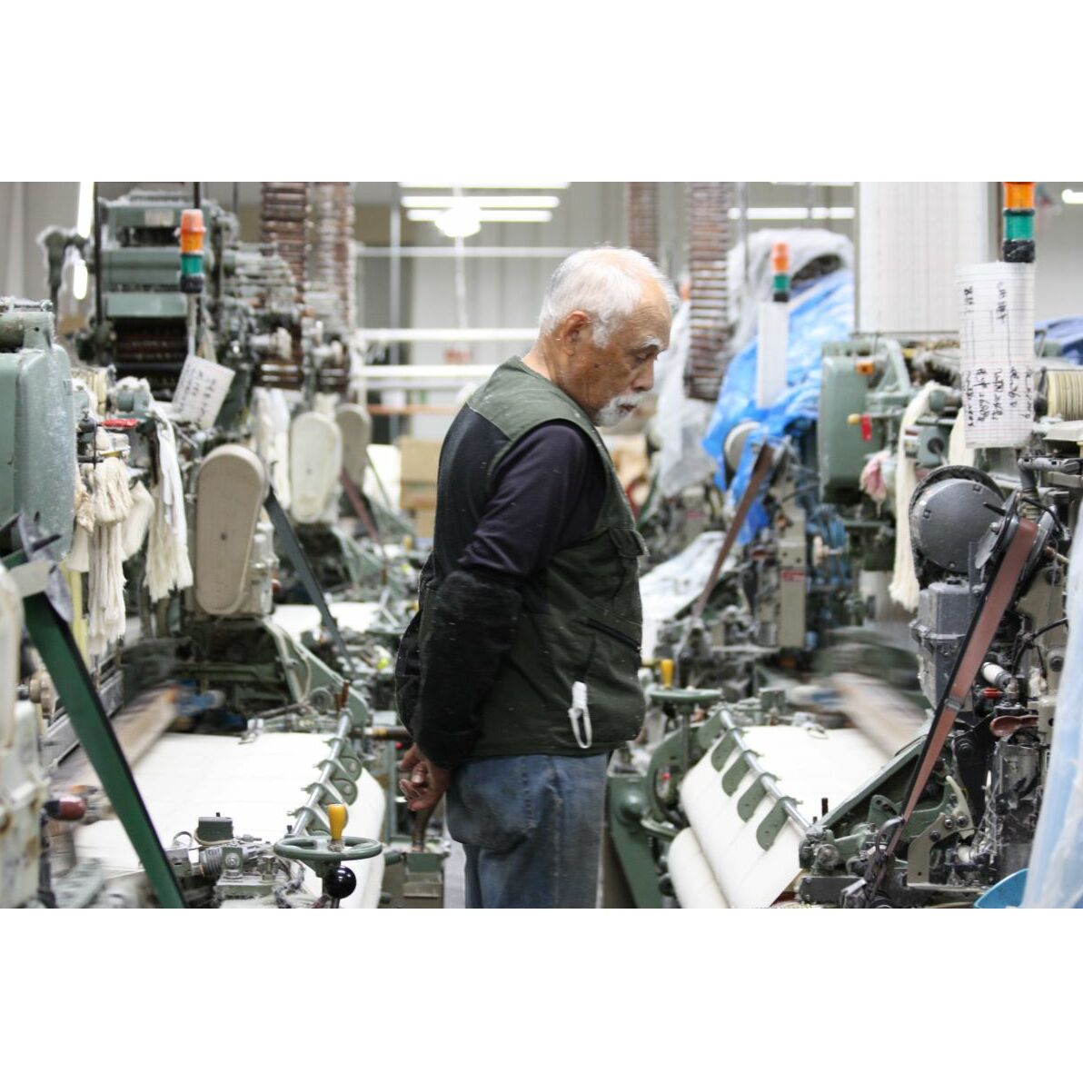 【スピード発送】 高吸水ふわふわバス＆フェイスタオルセット【泉州タオル 国産 吸水 普段使い シンプル 日用品 家族 ファミリー】 010B354_イメージ2