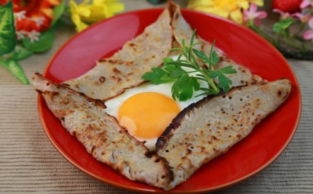 水車の石臼で挽いたそば粉1kg（500g×2）