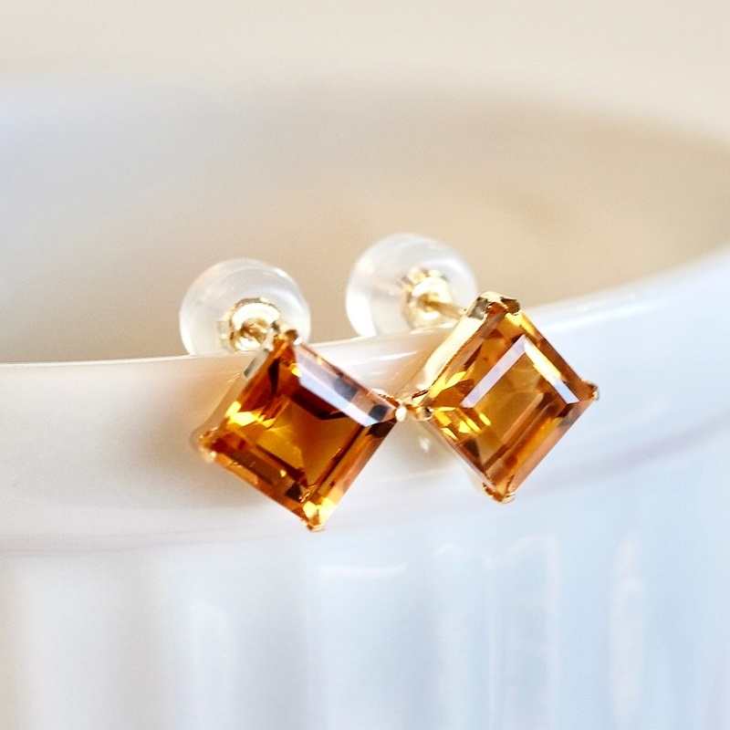 【ジュエリー】K18 イエローゴールド シトリン 一粒石 ピアス スクエアカット 6mm 保証書付 SIA-3282