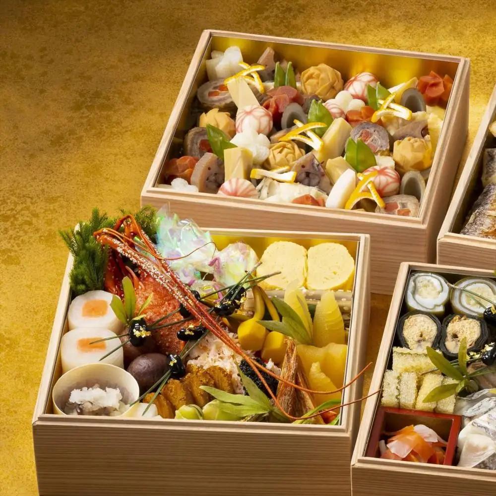 香川讃岐の地で80年の歴史。料亭二蝶のおせち料理「慶」四段 5～6人前 全51品 冷蔵【12月31日到着予定】