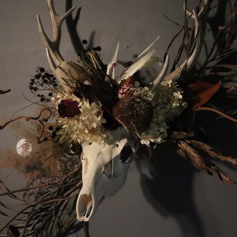 花鹿 ―ROKU― 鹿 角 オブジェ 飾り ドライフラワー インテリア シカ 鹿角 装飾 F4F-3316