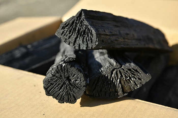 北海道　驚きの火力！名人が作った十勝木炭15kg