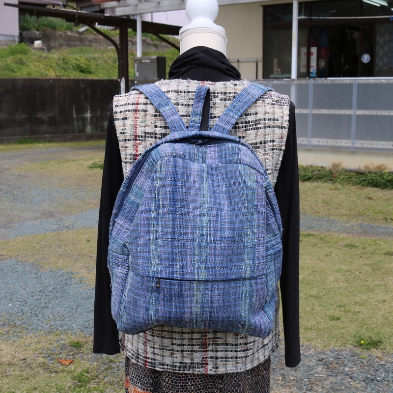 
                  バッグ 薄いブルーの リュックサック 裂き織り チョイス限定 １点もの 鞄 着物 リュック ハンドメイド かばん カバン おでかけ コーディネート ファッション 静岡県 藤枝市 
                