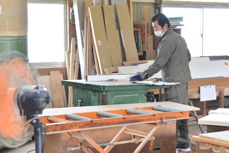 コミセン ハンガー（オイル仕上げ）ナラ無垢材使用！ハンガー掛け