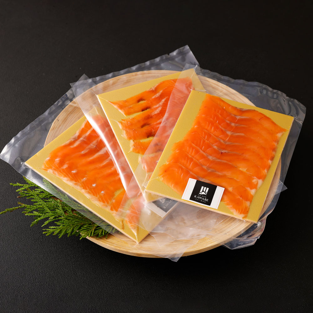 【ふるさと納税】レストラン仕込み！熊本・奥阿蘇 ASOサーモンの燻製 合計200g 40g×5パック 魚 川魚 真空パック 燻製 スモーク おつまみ 個包装 冷凍 熊本県産 九州産 国産 送料無料