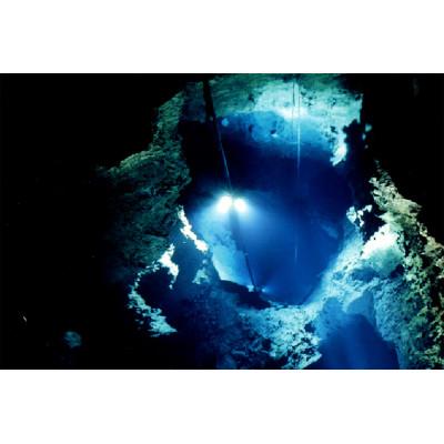 ふるさと納税 岩泉町 龍泉洞の水クレンジング 250ml×1本 |  | 01