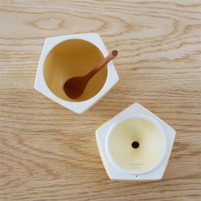 ふるさと納税 清須市 りんごの形のシュガーポット pomme 黄王　【ttyokzk ceramic design】 |  | 01
