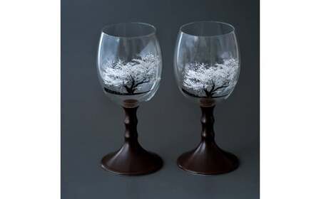 有田焼 冷感マジック ワイングラス (満開桜) 2個セット【東洋セラミックス】食器 グラス ワイングラス ペア セット 桜 さくら 華やか ギフト A18-159