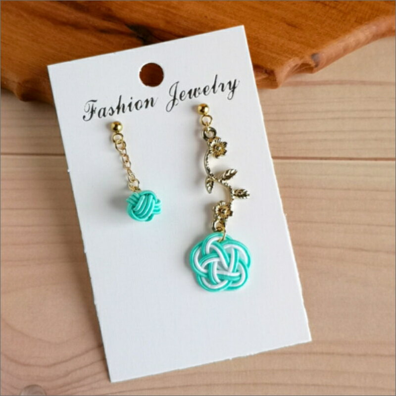 【ふるさと納税】＊ひすい＊『花時』アシンメトリーピアス/水引ピアス アクセサリー ピアス 雑貨 ファッション おしゃれ かわいい きれい レディース 女性 手作り ハンドメイド 両耳 花柄