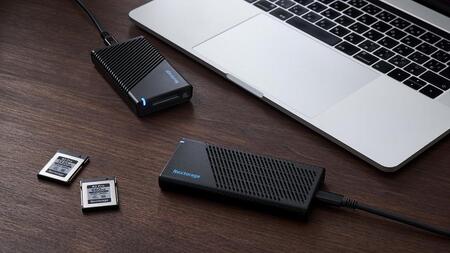 NX-PS1PROシリーズ | USB 40Gbps ポータブルSSD 2TB