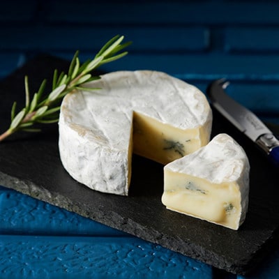 北海道十勝産 よつ葉 大人のカマンベール＆ブルー 6個【配送不可地域：離島】