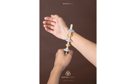 BARYON ROLL（本体） 全4種 極東精機製作所 バリオントウキョウ 精密 マシニング加工 アルマイト処理 高精度 美容ローラー バリオンロール 東京都 大田区 シルバー×ゴールド