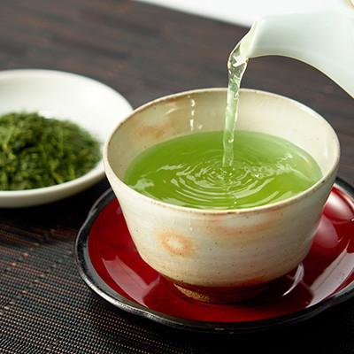 ふるさと納税 掛川市 日本茶AWARD2021審査員奨励賞! 世界農業遺産認定　茶草場農法の掛川かぶせ茶100g×8本 |  | 02