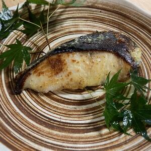 銀だら西京漬　70g×8切れ(個別真空包装)真っ赤な化粧箱入り!【配送不可地域：離島】【1713748】