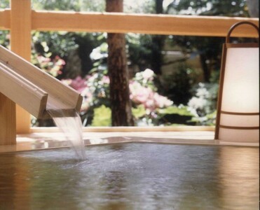 信州戸倉上山田温泉　旅亭たかの　平日露天風呂付客室　ペア宿泊券