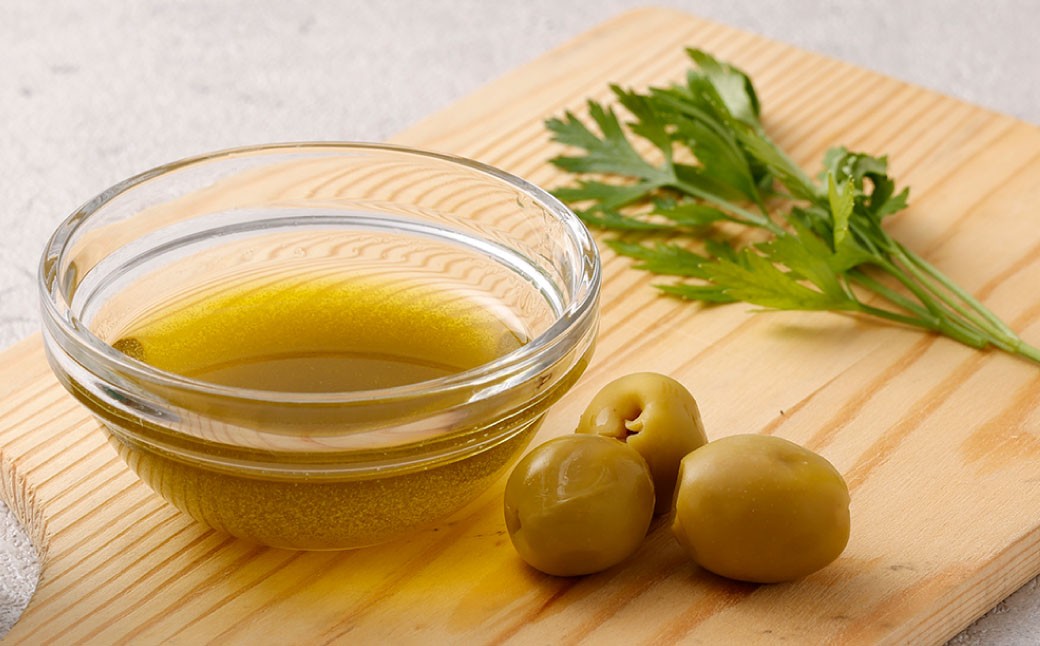 徳之島 天城町 王冠の雫 『翡翠』100ml×1本 オイル系 無添加 調味料