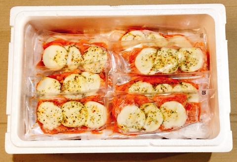 スモークサーモンカプレーゼ8～12P(計1.5kg)＆塩銀鮭切り身1切(約70g)×35P D-09042