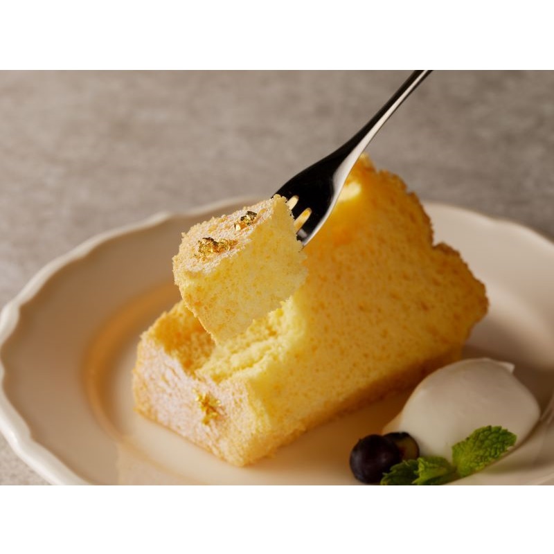 くんねこ　名古屋コーチンシフォンケーキ