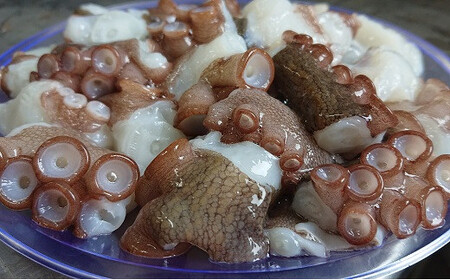 0C3-171 船上活締め！！生真ダコ ぶつ切り（200g×5P）