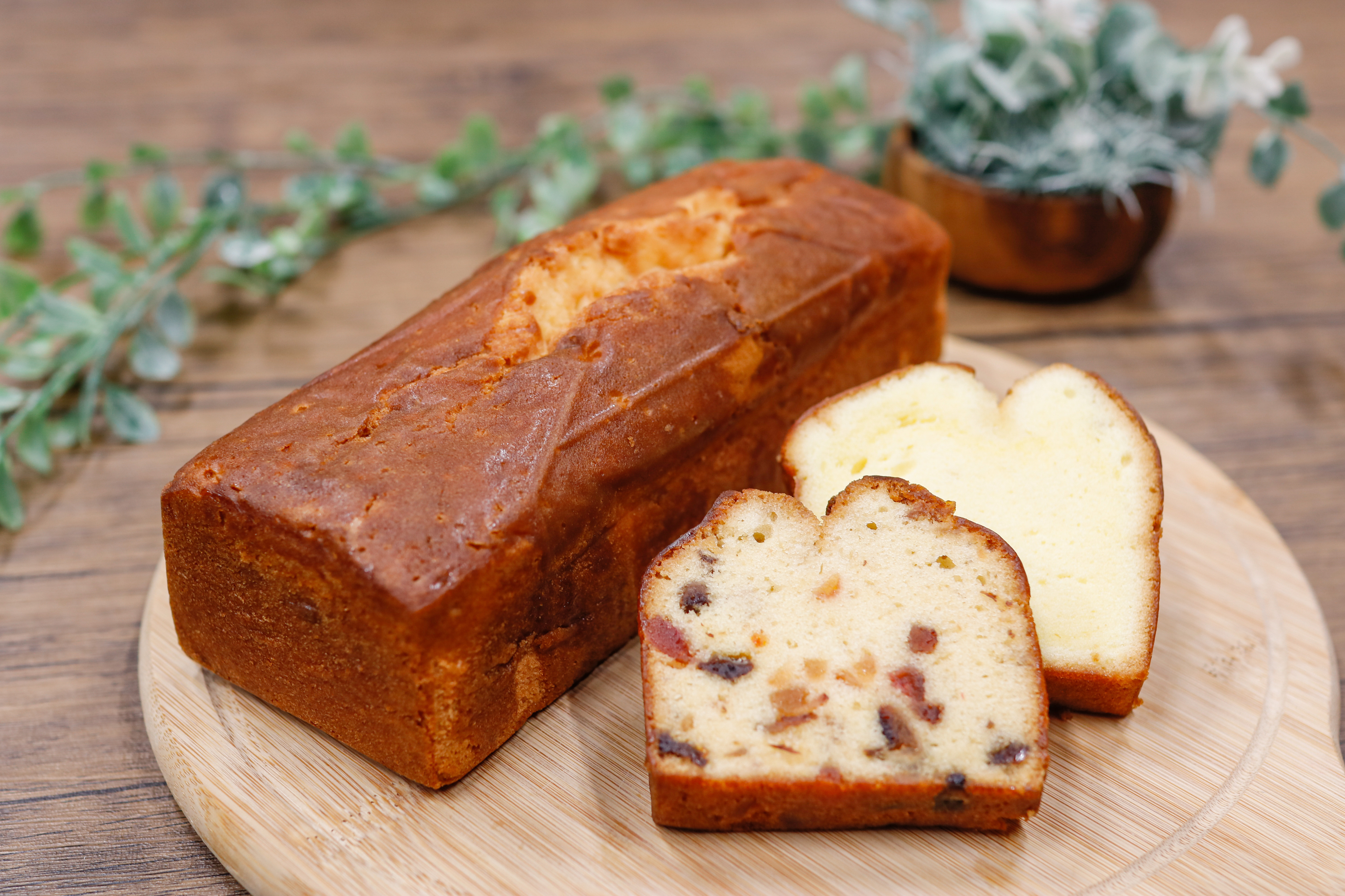 すべて手作業で作る、しっとり柔らかなパウンドケーキ。