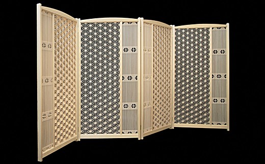 空間を彩る組子屏風麻の葉（3連） 屏風 麻の葉 組子 伝統技術 職人の技 贈り物 贈答【031_0727】