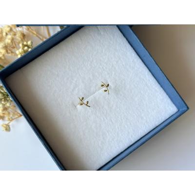 ふるさと納税 甲府市 K18 小枝モチーフピアス(PE8058) |  | 03