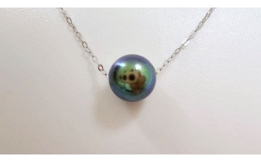 アコヤ真珠 7.5mm ペンダント (K10) アクセサリー 真珠 クリスマス プレゼント ギフト カジュアル 日常使い あこや ネックレス パール 母の日 ホワイトデー 40000円 4万円 四万円 / ピーコックカラーの魅惑の輝き、プチパールペンダント