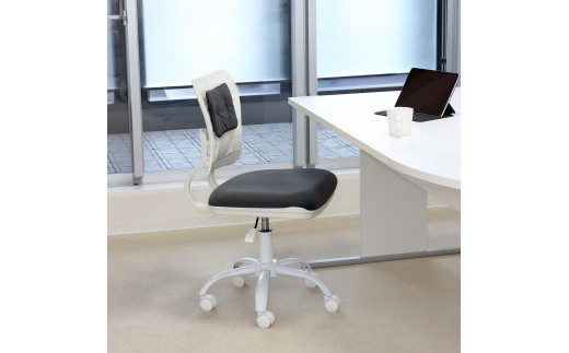 
【選べるカラー】コンフィ オフィスチェア
