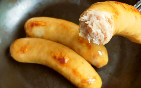 本間農園の平飼い親鳥肉使用！ソーセージ2種食べ比べセットB（ウィンナー30本、フランクフルト12本） / ウィンナー フランクフルト ソーセージ / 佐賀県 / 本間農園[41AJAA016]