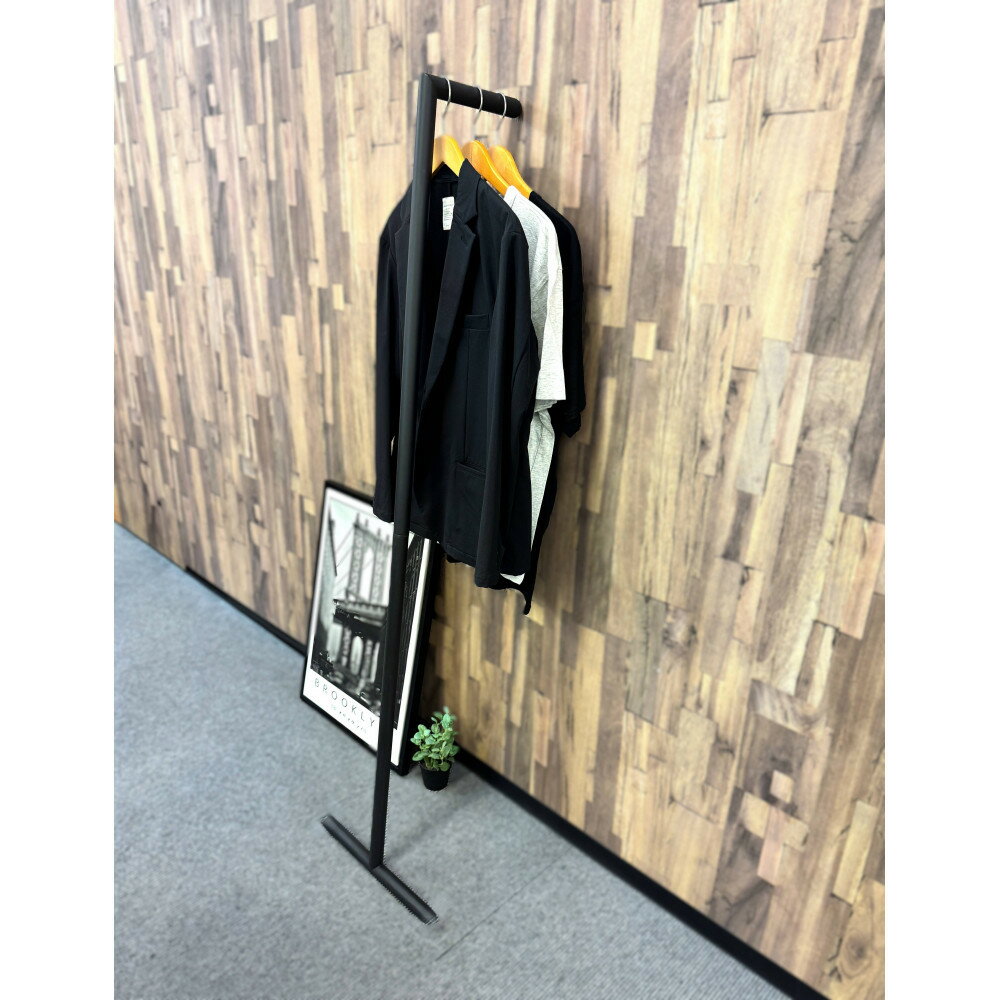 【ふるさと納税】ステンレス ハンガーラック インテリア リビング 応接室 スタイリッシュ【雑貨 日用品 人気 おすすめ 】 | 日用品　雑貨　人気　おすすめ