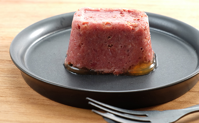 越後魚沼 脂肪低減 コンビーフ （ 80g × 12個入 肉の加工品 加工肉 加工食品 惣菜 魚沼 ）