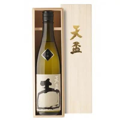 〈天盃〉麦焼酎いにしえ10年 720ml×1本 化粧箱入り【福岡県 筑前町 福岡 九州 返礼品 天盃 麦焼酎 アルコール 焼酎 お酒 酒 麦 送料無料 AA002】