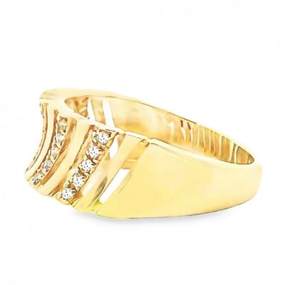 ふるさと納税 笛吹市 K18 ダイヤモンドリング 0.12CT RADR-6588DI-Y #8 |  | 01