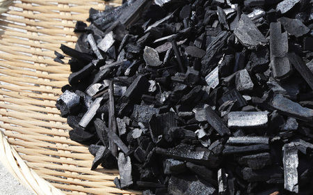 竹炭 Shikke－Baibai（床下調湿炭） 約15L ／ 床下調湿 炭 調湿材 住宅メンテナンス 湿気対策 カビ対策 におい対策 床下環境 断熱対策 自然素材 大容量 住まいケア 戸建て 大阪府 