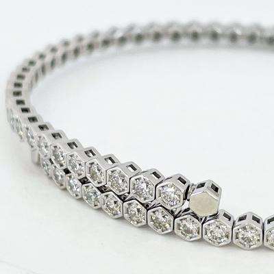 ふるさと納税 甲府市 PT950　ダイヤモンド【2.00ct】ハニカム　ブレスレット　形状記憶タイプ　K04015-H |  | 01