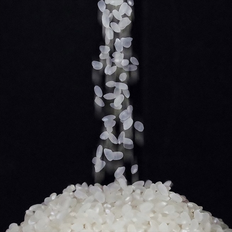 令和7年産 魚沼コシヒカリ 鳥屋ヶ峰山麓米(精米)４kg(2kg×2) お米 