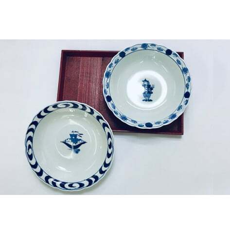 青花のロングセラー商品 絵変わりペア桔梗渕20cmスープ皿 小島芳栄堂 35000円 3.5万円 ar010