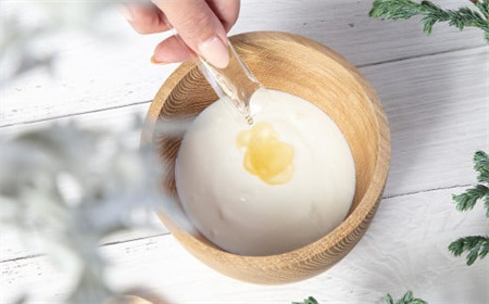 【定期便6ヶ月】国産 巣鴨養蜂園　純生はちみつ「あかしあ」 300g ＋ あかしあスティック
