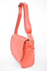 【minca】栃木レザーのショルダーバッグ01M 斜め掛け A4サイズ ソフトな手触り/Shoulder bag 01/M/レッド　538