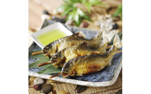 滋賀県産 あゆの塩焼き 10尾入 あゆ 鮎 鮎の塩焼き アユ 川魚 魚 国産 琵琶湖 滋賀 彦根 あゆの店きむら