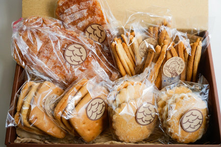 特製菓子ギフトボックス お菓子 焼き菓子 ギフト 箱入り 昔 昭和 レトロ 