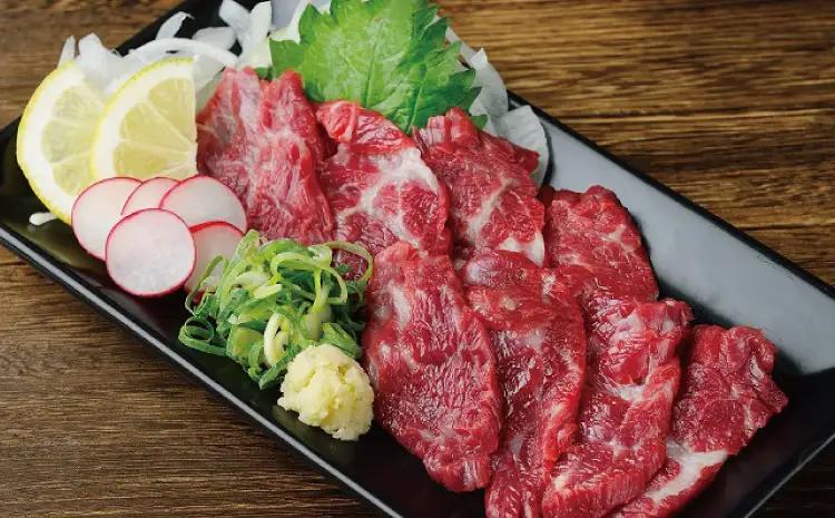 馬刺し 上霜降り(トロ)00g＋赤身200g 合計400gセット